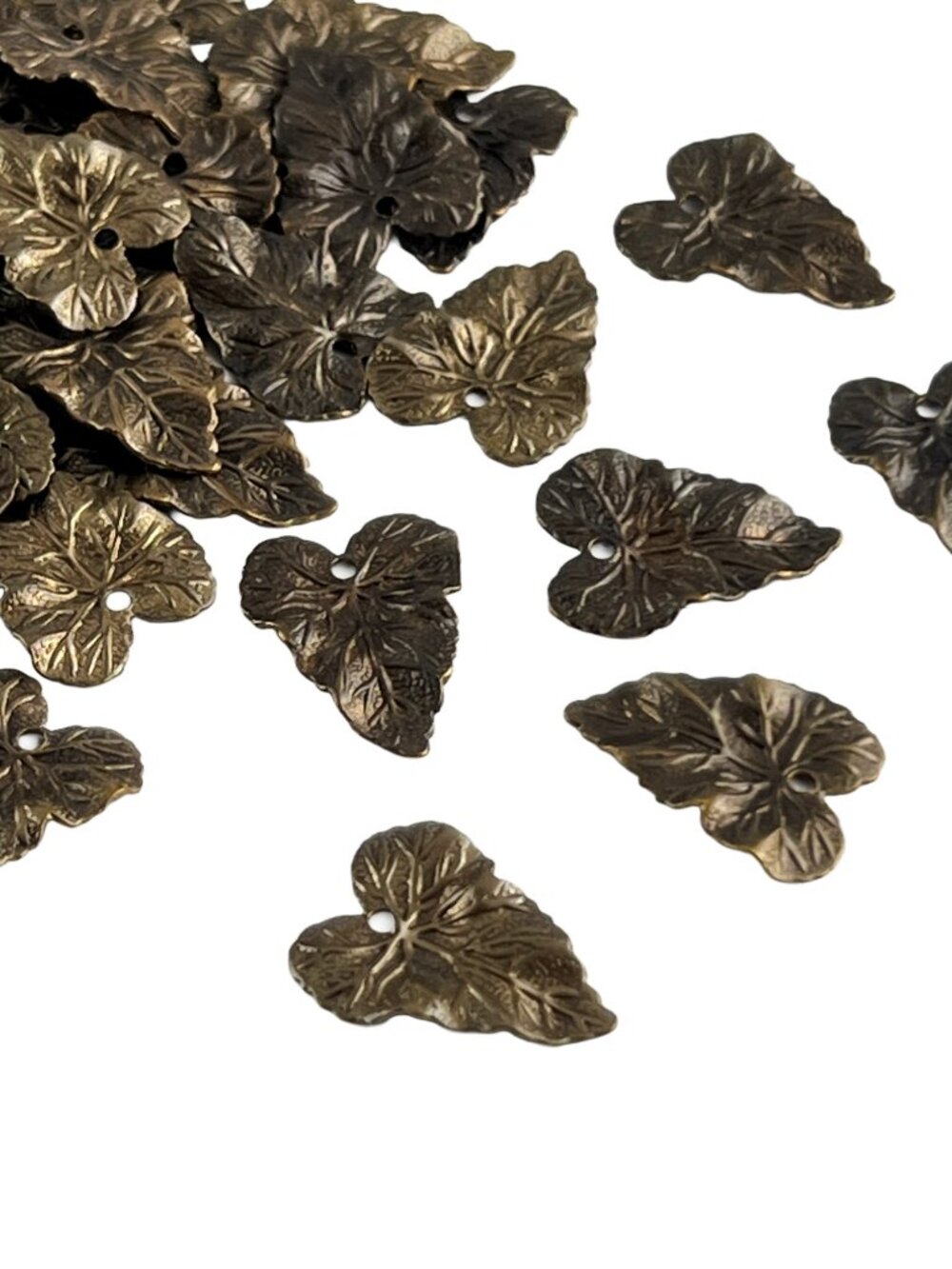 40 Vintaj Brand Leaf Charms in Antique Brass — Jewelry Making Findings